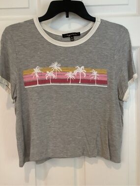 Rags to Riches  Grey with Palm-tree design Cropped Tee
